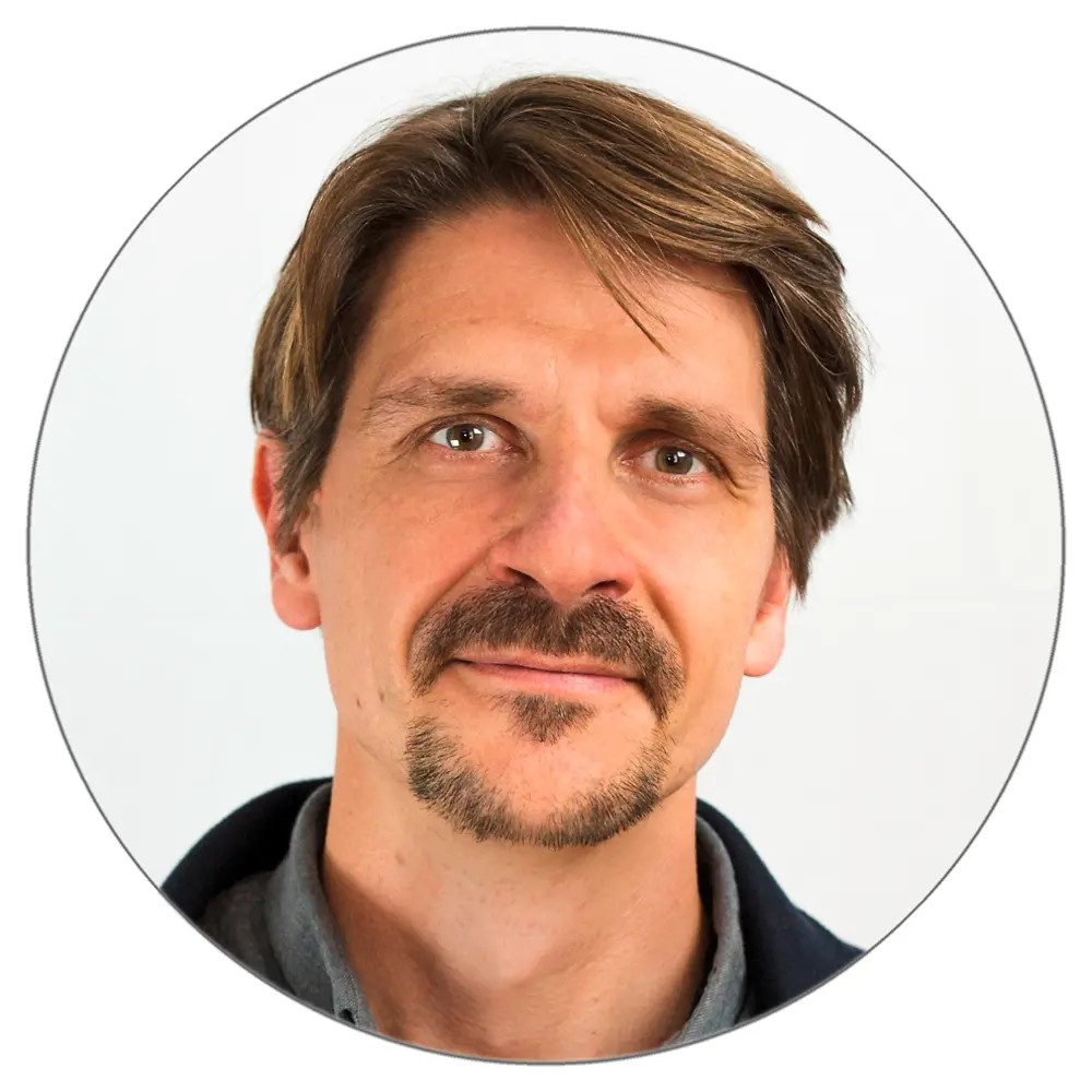 Jan Schröder, coach at the innovation agency minds & makers