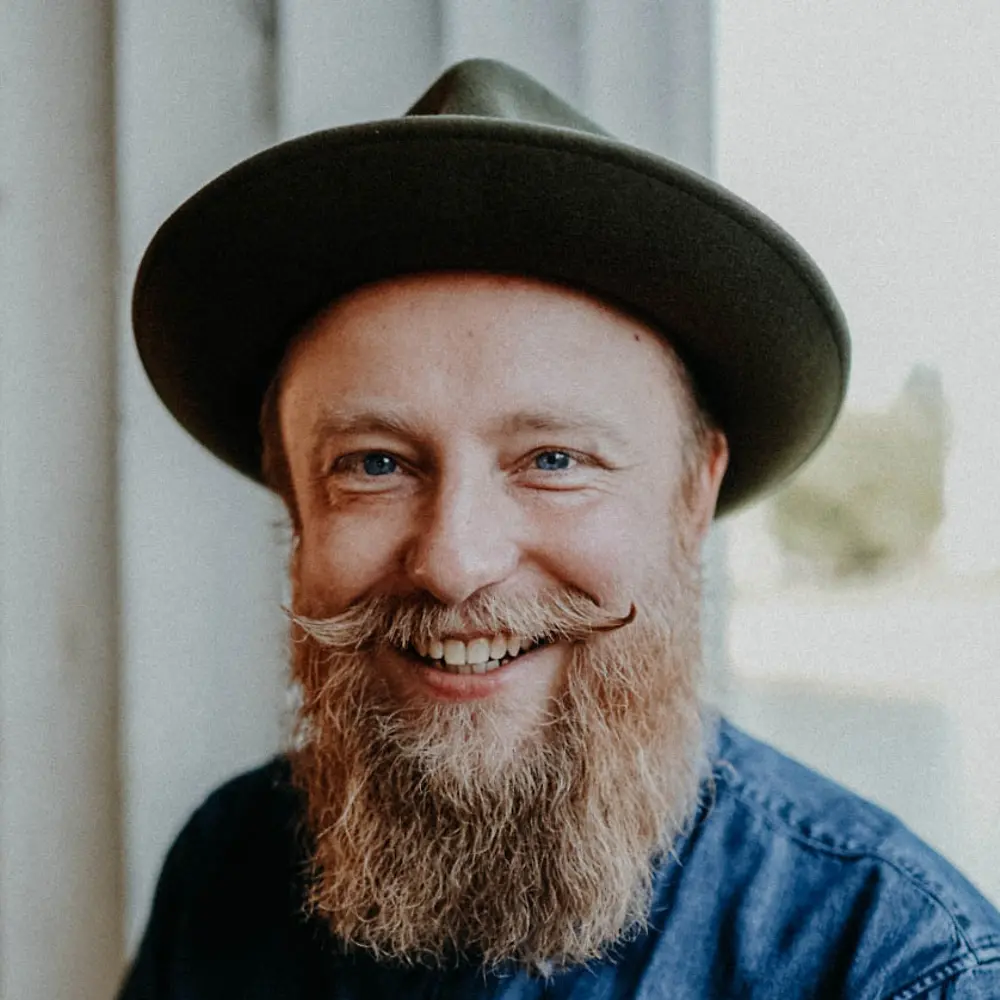 René Träder, psychologist, author and trainer for resilience