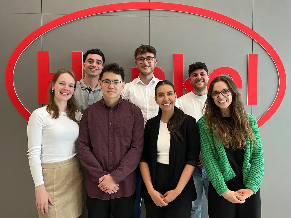 Group picture of the marketing and sales pioneers of 2025