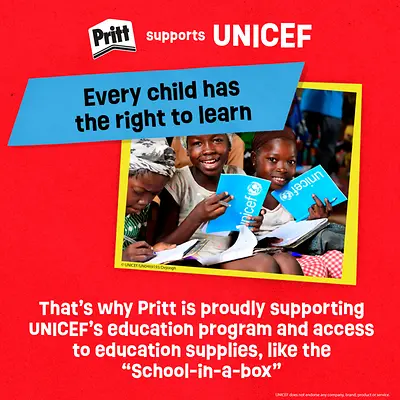 Red Pritt-UNICEF visual with the headline ‚Every child has the right to learn‘. The picture shows children smiling and learning with UNICEF school notebooks. Text: ‚That’s why Pritt is proudly supporting UNICEF’s education program and access to education supplies, like the School-in-a-box‘. 