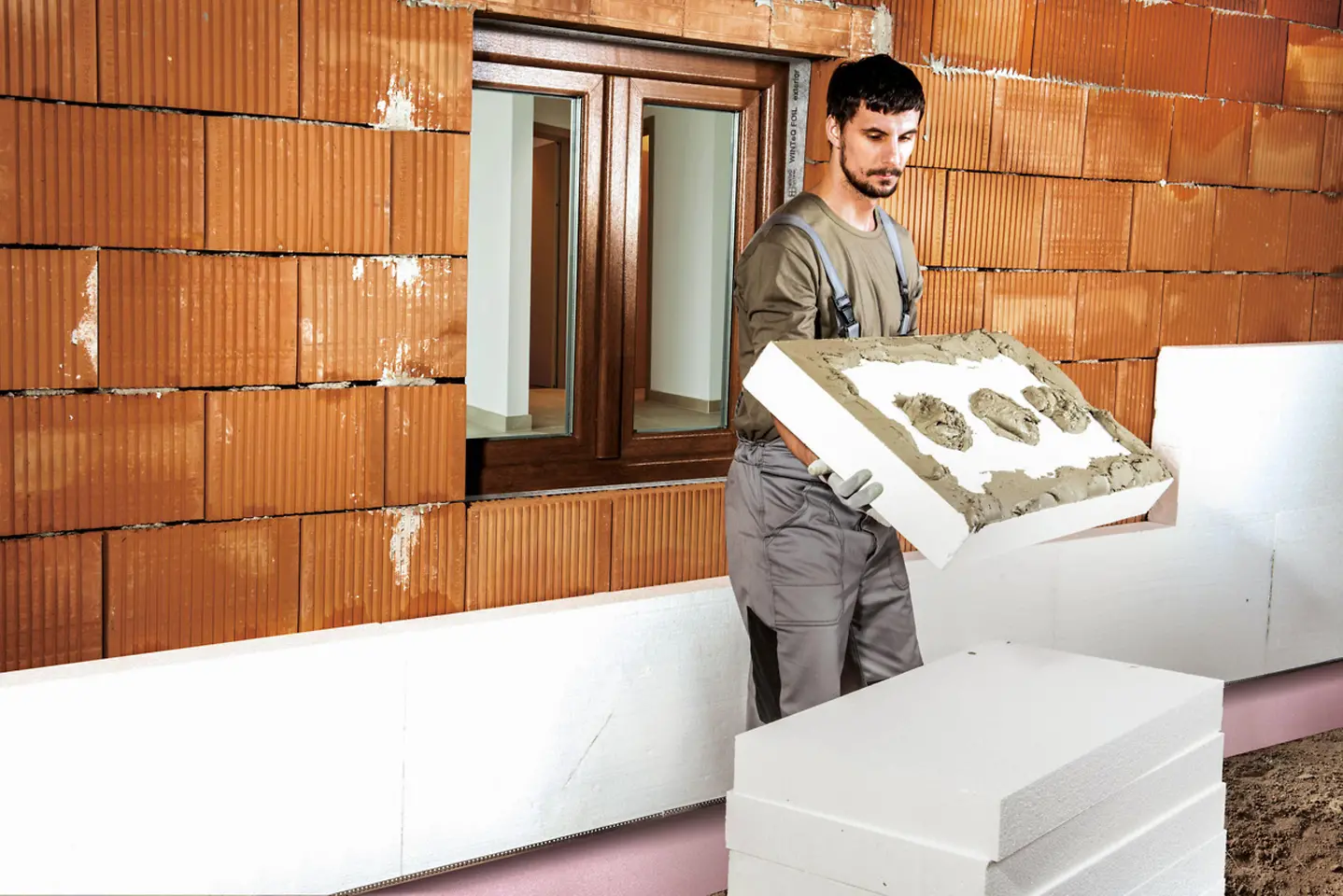 
Ceresit building isolation: 107,500 tons of CO2 avoided each year 